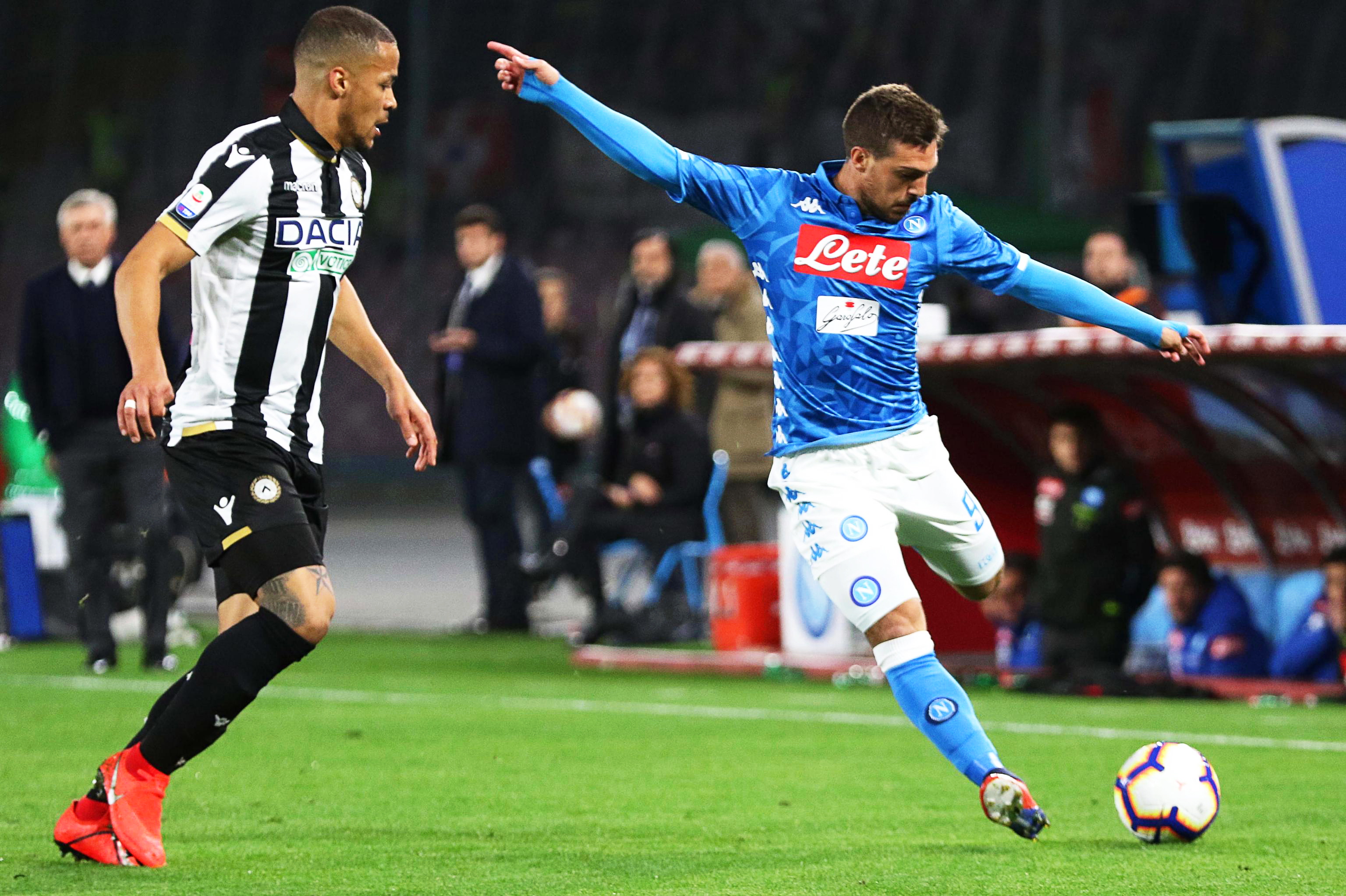 符合国际传 符合国际传