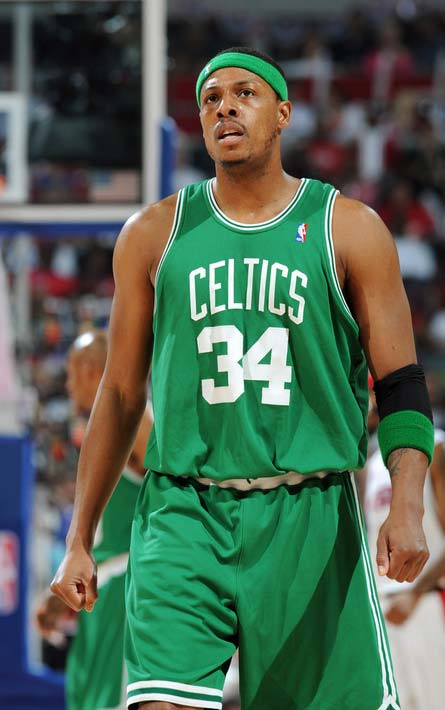 他留给球迷 他留给球迷